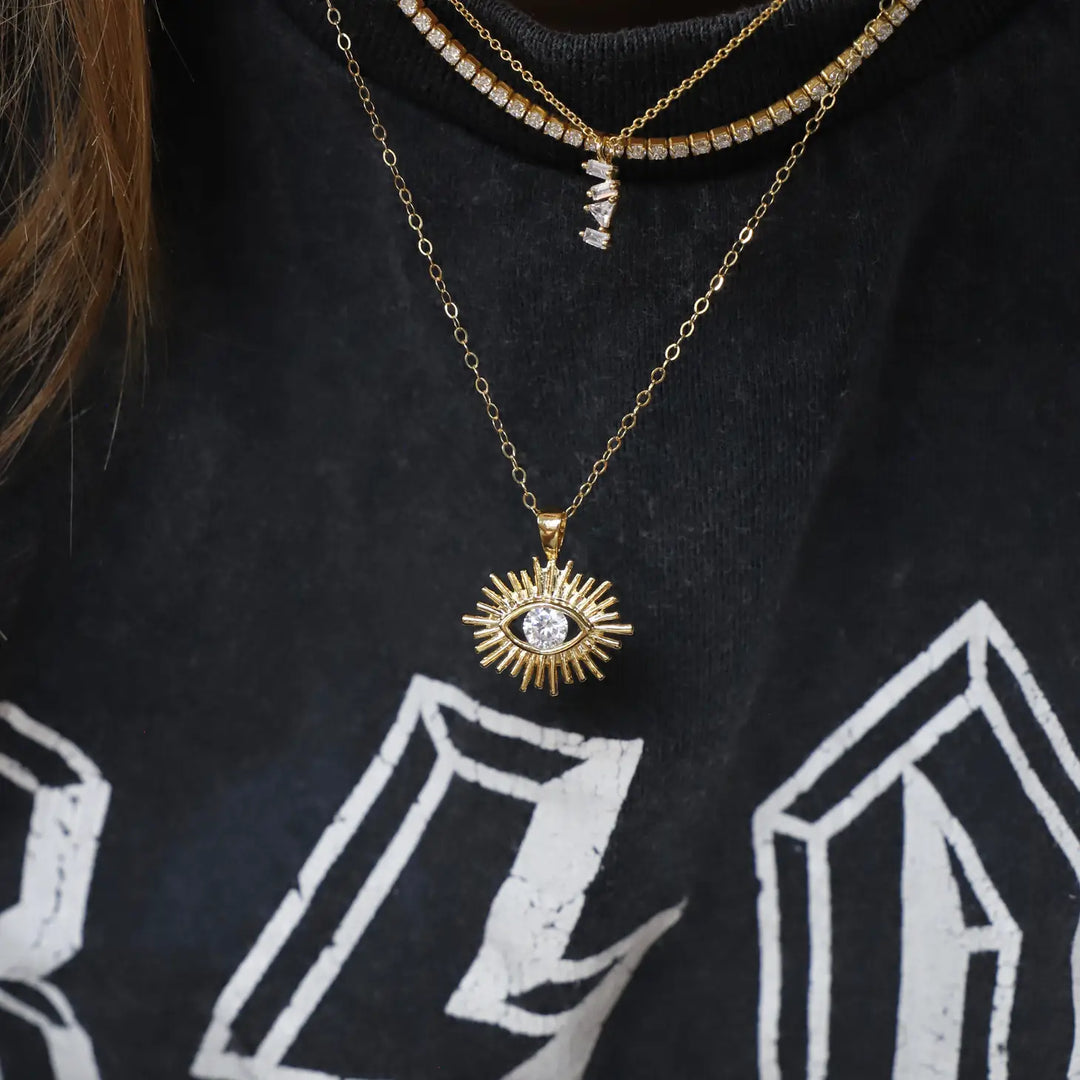 The protector eye Gold necklace