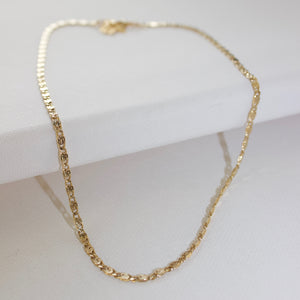 The Lirra Ornate Gold Chain